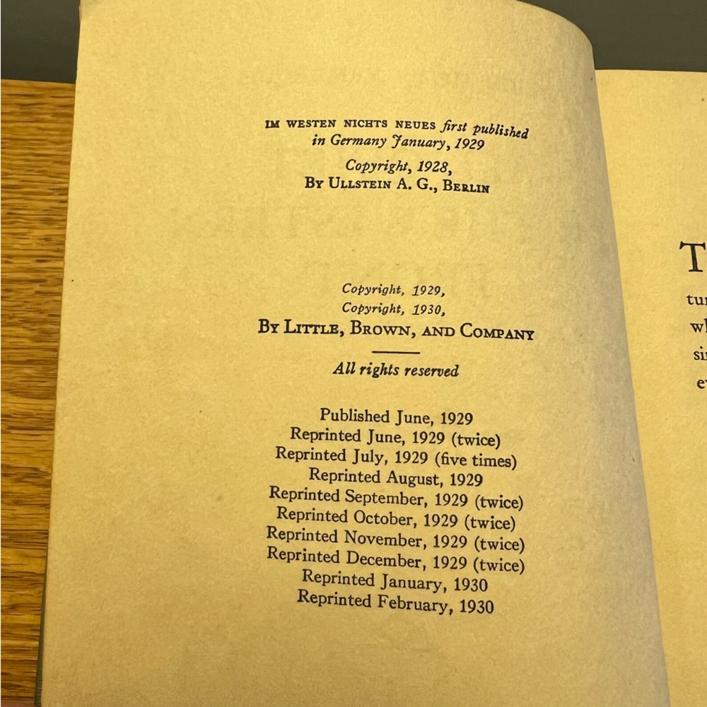 ALL QUIET ON THE WESTERN FRONT hardcover book written by Erich Maria Remarque - Picture 9 of 15